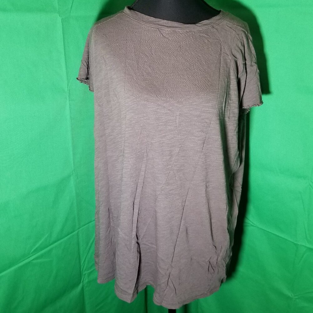 Torrid Womens Size 0 Classic Fit Put Me On & Never Take Me Off Gray Shirt Grunge
